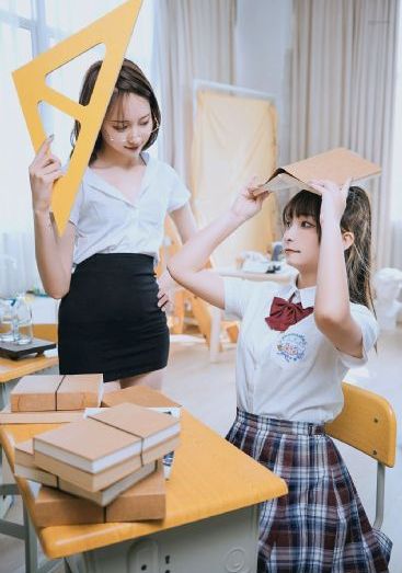 不盖被子打扑克视频_BD英语电视剧在线观看